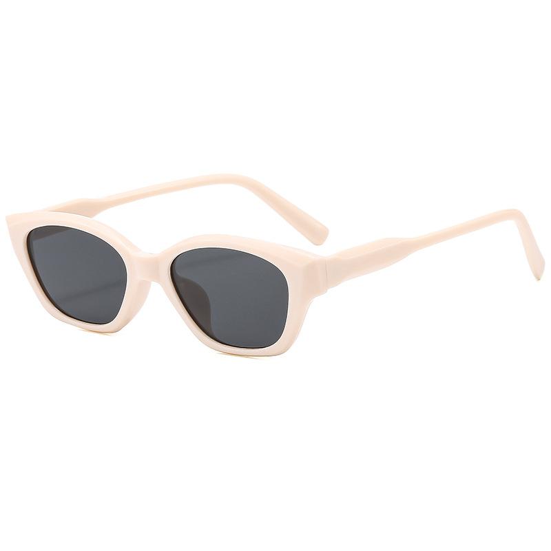 1Pc New Trendy Cool Cat-Eye Black Frame Sunglasses, Unisex, Uv Protection, Stylish for Street Photography, Vacation