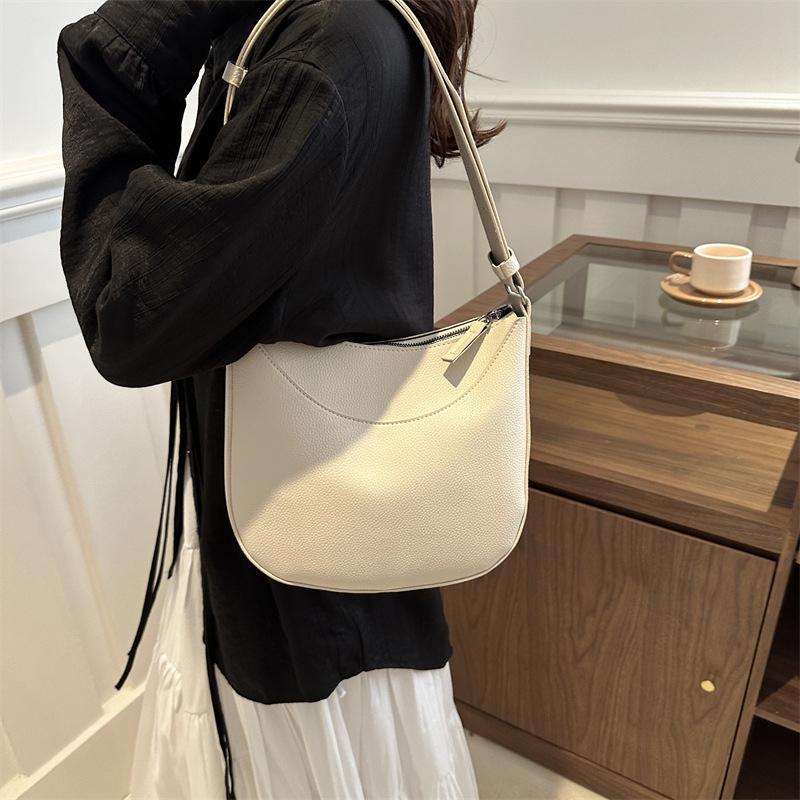 Damen Retro Umhängetasche PU Leder Vielseitige Satteltasche Große Kapazität Lässige Tragetasche Handtasche Weibliche Tägliche Schultertasche CLE