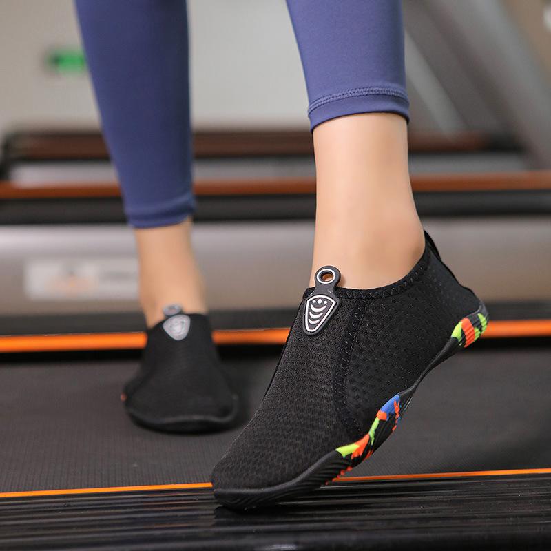 Men Elastic Soft Aqua Shoes Women Light Quick Dry Wading Sneakers For Seaside Walking Surfing Shoes Slip-on Swimming Shoes Size 35-46