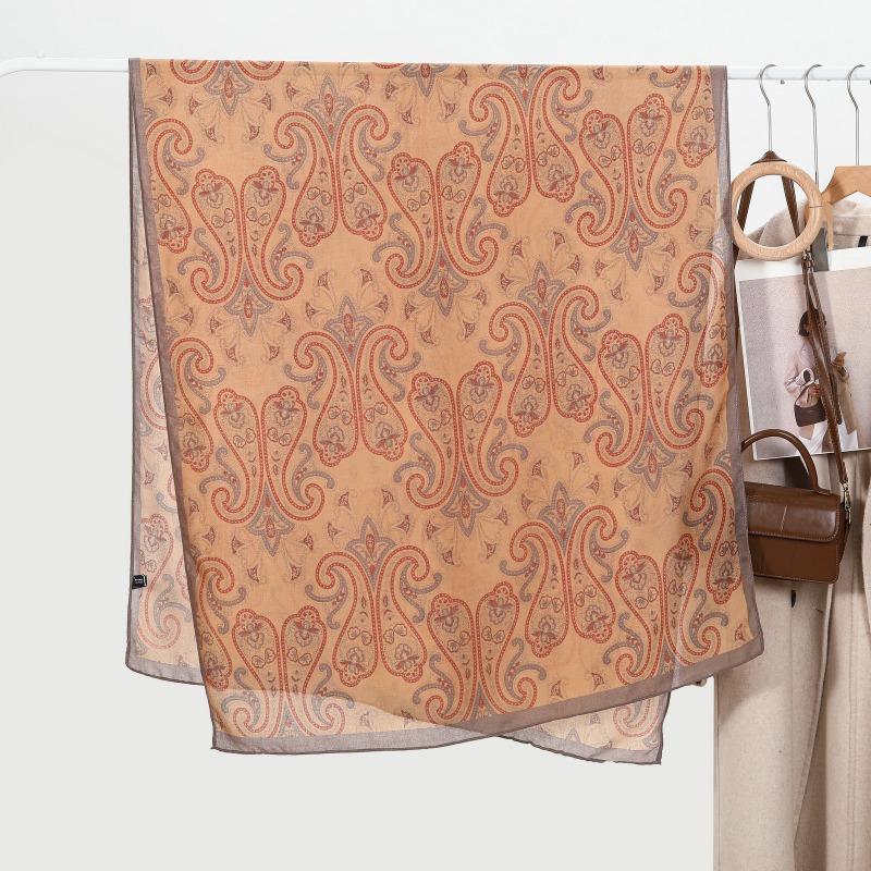 Women's Printed Scarf Spring and Autumn Two-color Cashew Large Size Scarf Summer Beach Shawl Wholesale