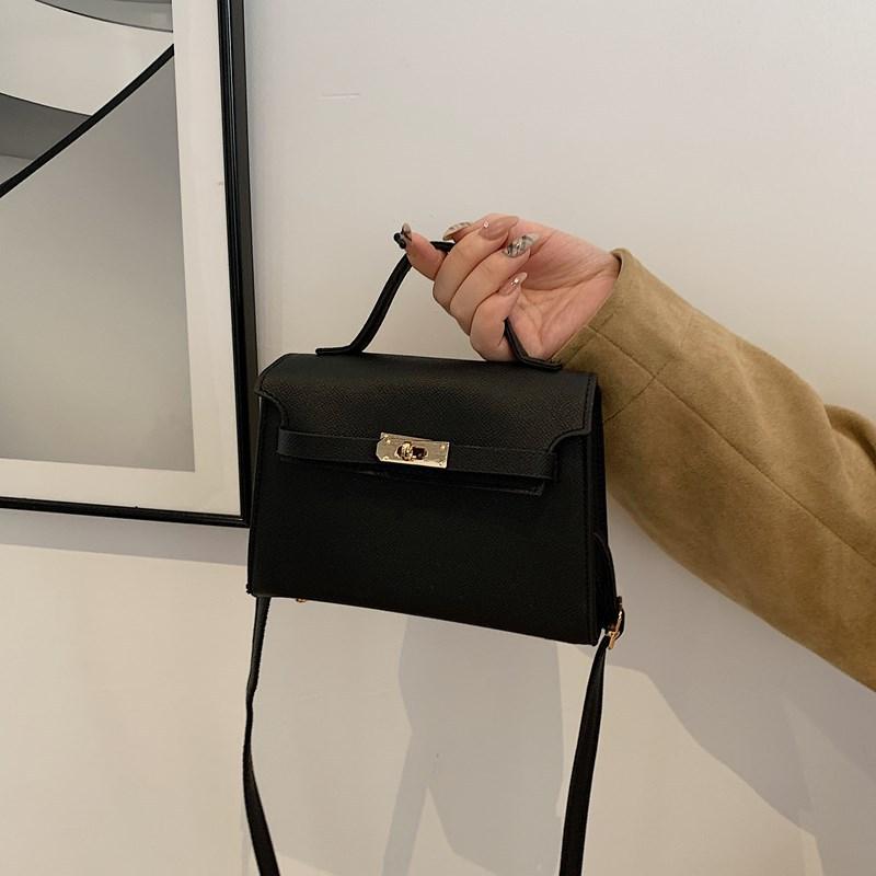 

Solid color trend platinum bag women s summer new fashion popular high-end temperament foreign style shopping messenger bag чёрный