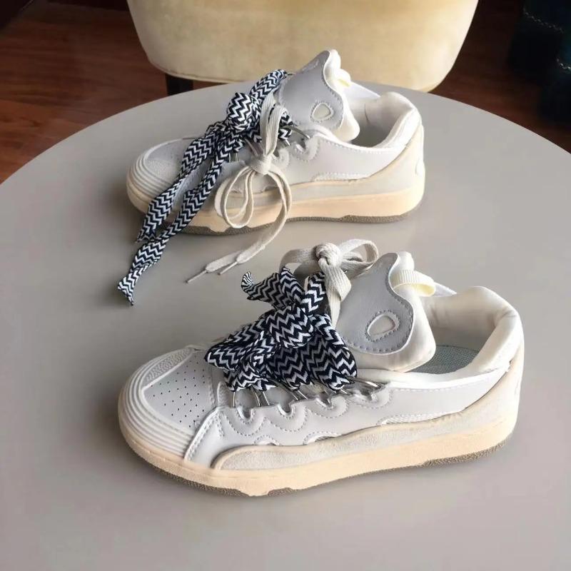 Bread Shoes Versatile for Couples Trendy Board Shoes Niche Design Breathable Retro Japanese Sports Shoes