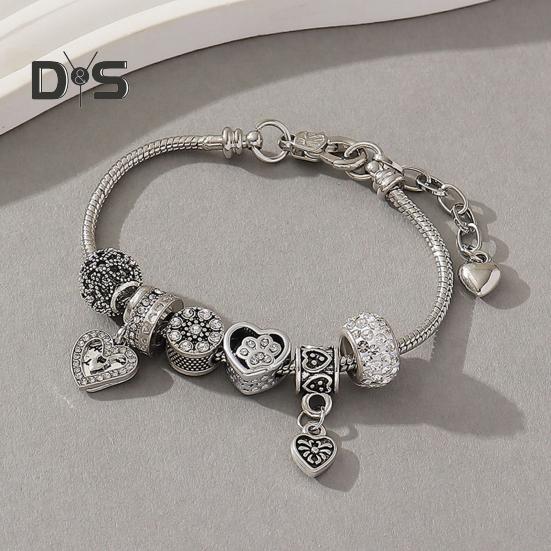 Women Bracelet Heart Shape Rhinestones Inlaid Bracelet with Adjustable Design No Fading Wear-Resistant Bracelet