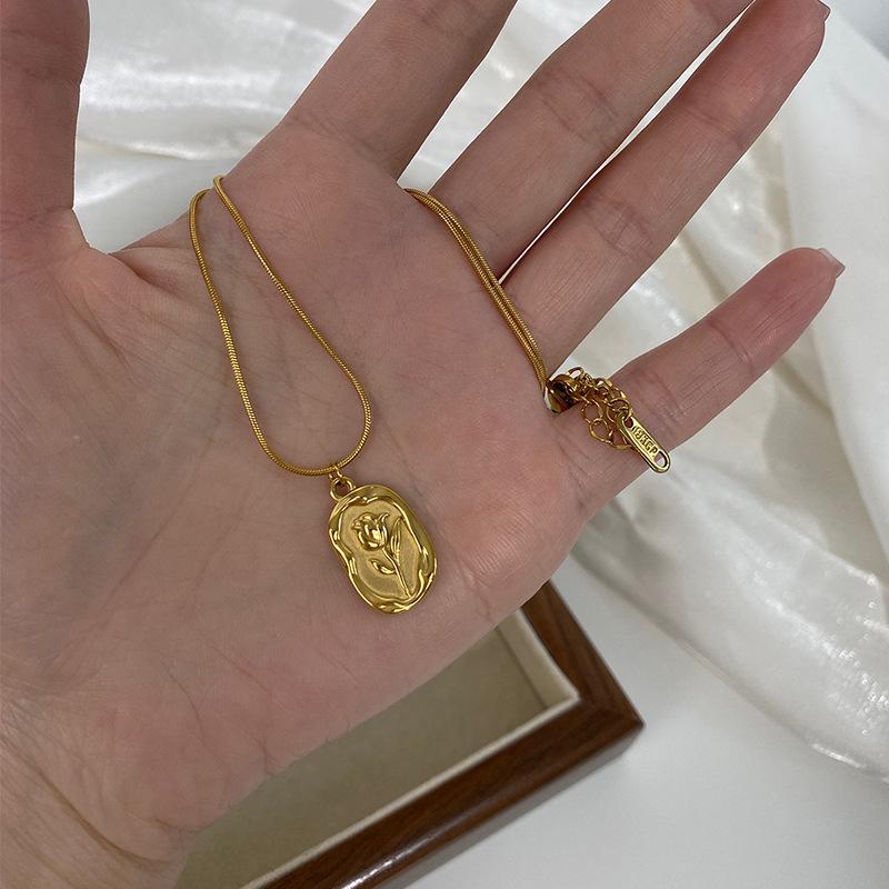 French Retro Tulip Square Rose Pendant Necklace, 18K Gold Plated Clavicle Chain золотой