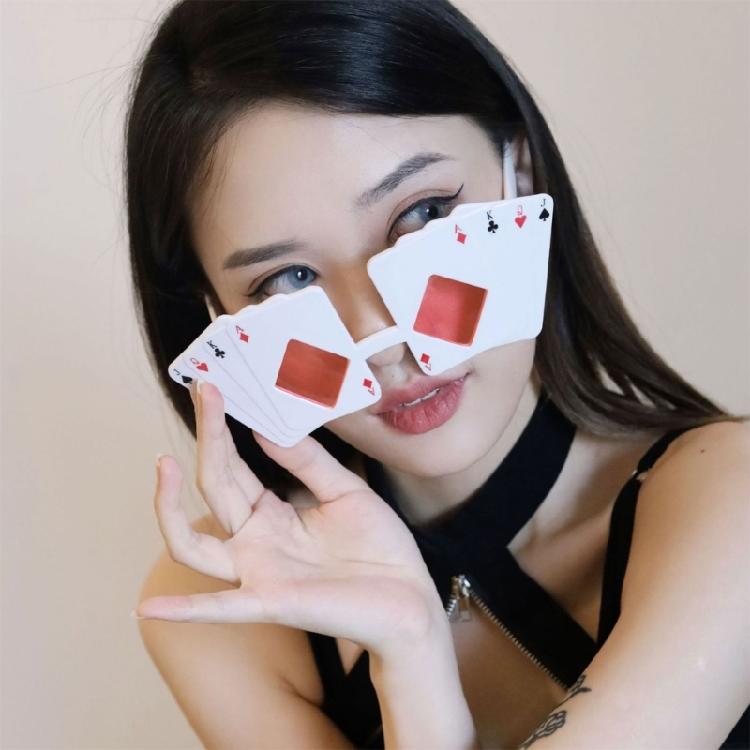 Poker Glasses for Birthday Party Casinos Night Playing Card Theme Decor Supplies