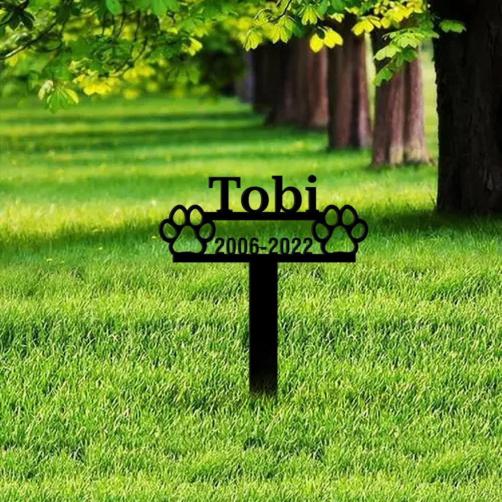 Metal Pet Memorial Garden Stake, Personalized Dog Grave Marker, Paw Print Outdoor Plaque, Sympathy Gift for Dog Lover