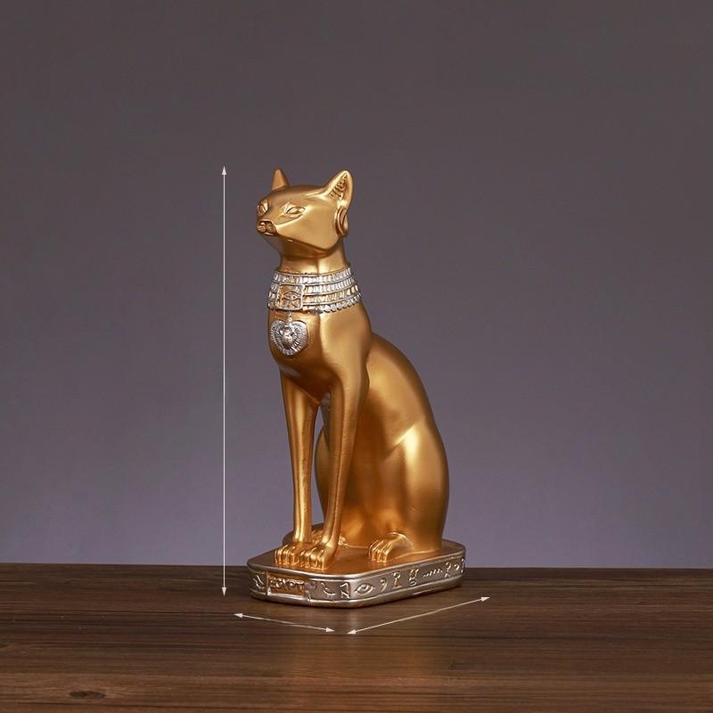 Resin Cat Statue Craft Elegant Desk Ornament For Gift Decoration Collection