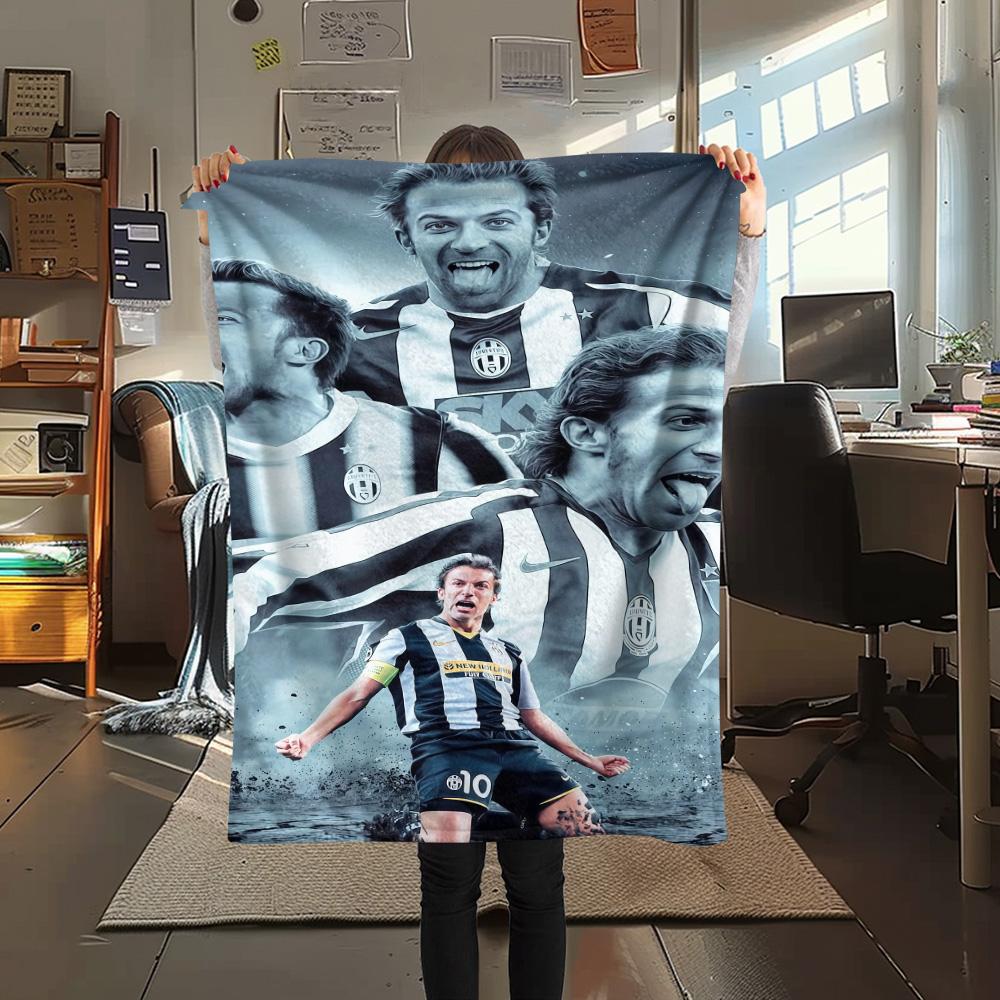 

Juventus Print FlAannel Blanket, High quality Comfortable for All Seasons, Home Decor, Warmth and Comfort 80cm x 120cm
