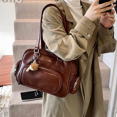 2025 New Retro Style Versatile Mailman Women's Bag Large Capacity Casual Shoulder Handheld Locomotive Bag