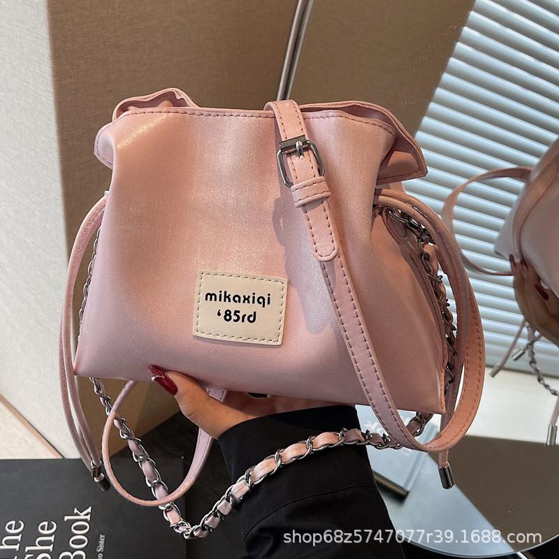 Textured handbag 2025 new high-end simple fashion portable messenger bag niche temperament trendy women's bag