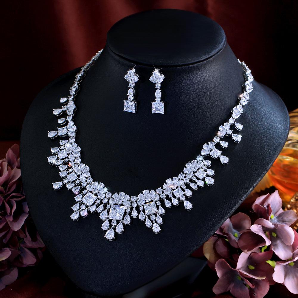 Edles Luxus Zirkon Halskette Ohrringe Set Super Flash Diamant Temperament Bankettkleid Brautschmuck