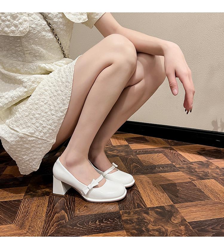 2025 New Women's Mary Janes Shoes - Japanese JK Style, Cute Mini Bow, Chunky Heel, One-Strap High Heel, Pointed Toe, XW-A22120-2