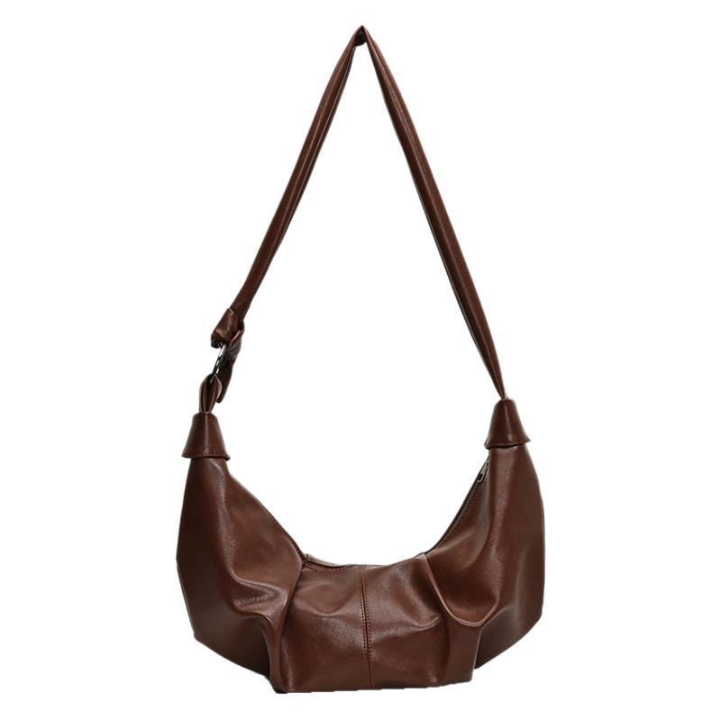 Niche large-capacity messenger bag women's bag 2025 new trendy fashion oily pleated bag single shoulder dumpling bag