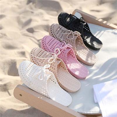 New Sandals and Slippers Women Baotou Lace Out Hollow Beach Shoes Home Sweet Flat Heel Flat Rubber Slippers Women