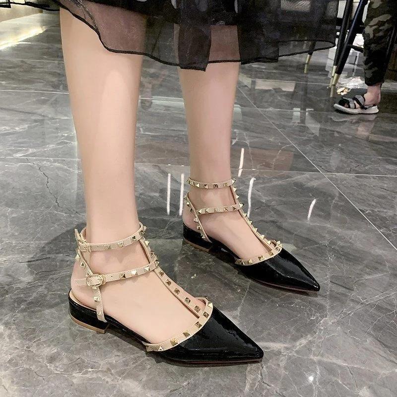 Fashion 2024 Studded Low Heel Ladies Square Heel Pointed Toe Shoes Women's New Sexy Ladies Shoes Sandals Zapatos Transparentes De Mujer