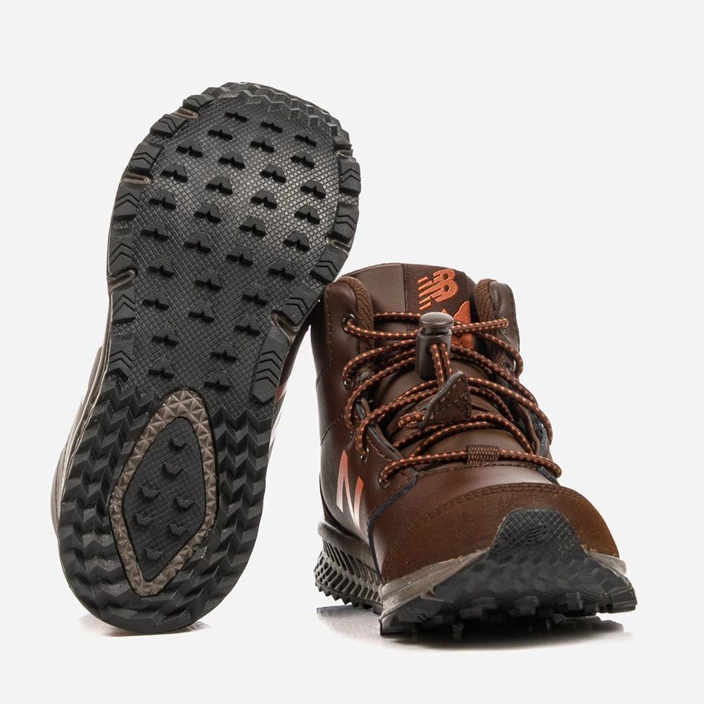 Sneakers New Balance Brown Junior Version