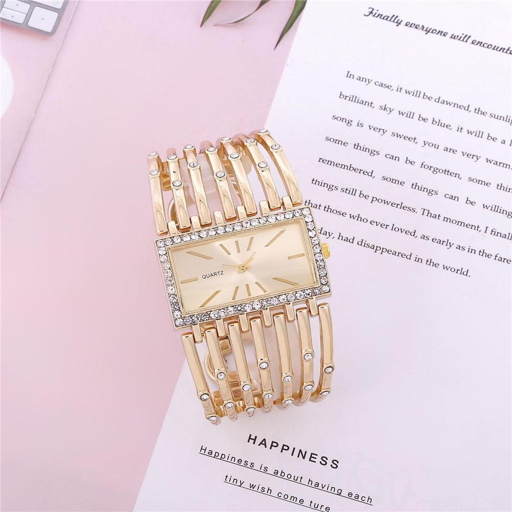 Luxury Qualities Women's Fashion Diamond Rectangle Watches Gold Alloy Bracelet Wristwatches Simple Ladies Quartz Clock Gift