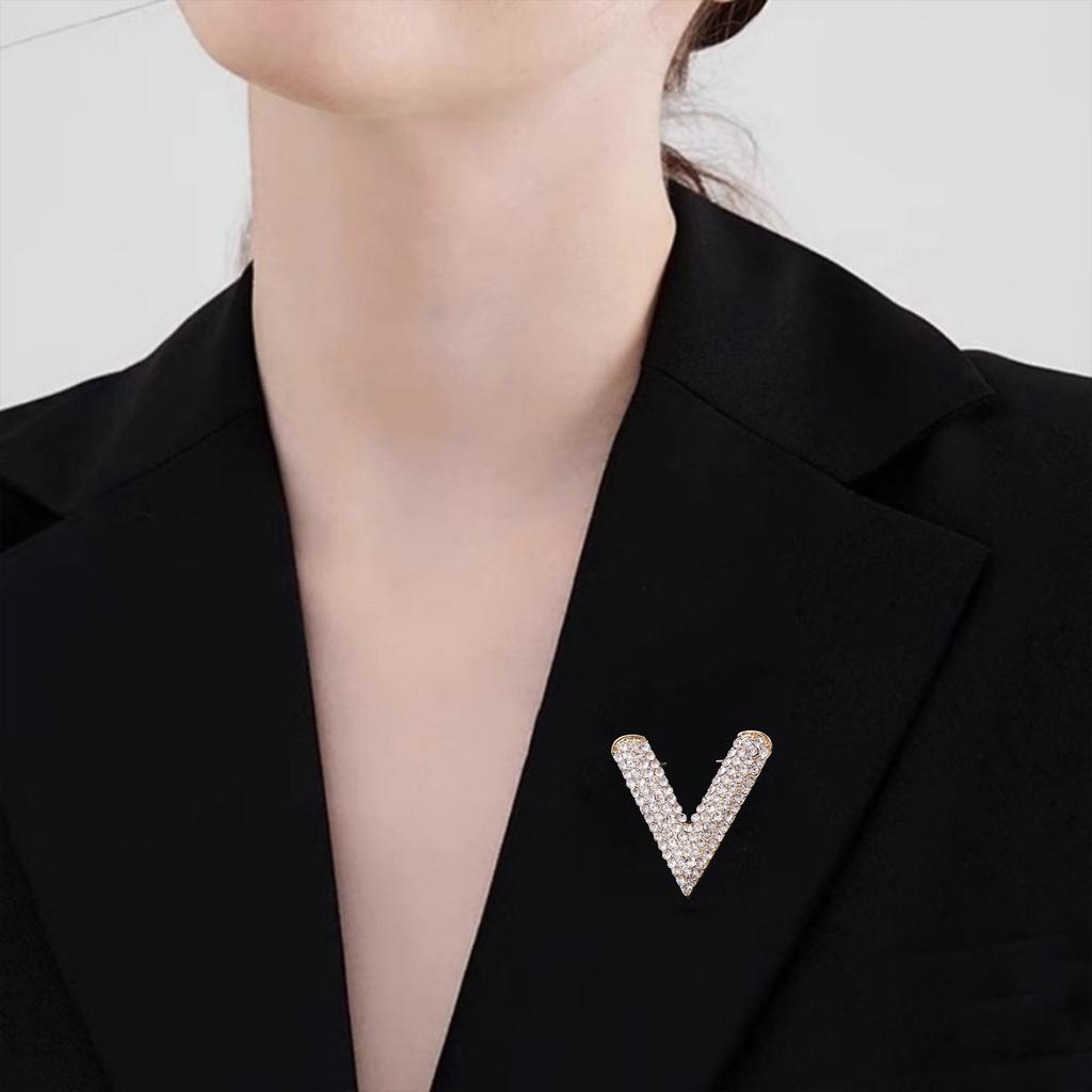 Women's V Shape Brooch Pin Metal Lapel Pins Anti Slip Clothing Accessory for Blouses Sweaters Coats