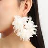 Boho Leichte Chiffon Blumen Creolen Weiße Blume Hängeohrringe für Damen Braut Strand Hochzeitsfeier Statement Schmuck