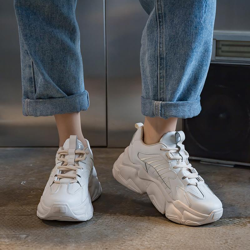 Fashion Women Sneakers 2024 Fashion Casual Shoes Woman Comfortable Breathable White Flats Female Platform Chaussure Zapatos Mujer