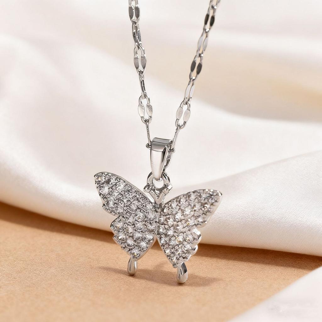 New Full‑Zircon Butterfly Women Necklace, High‑Finish Light‑Luxury Butterfly‑Motif Collarbone Chain