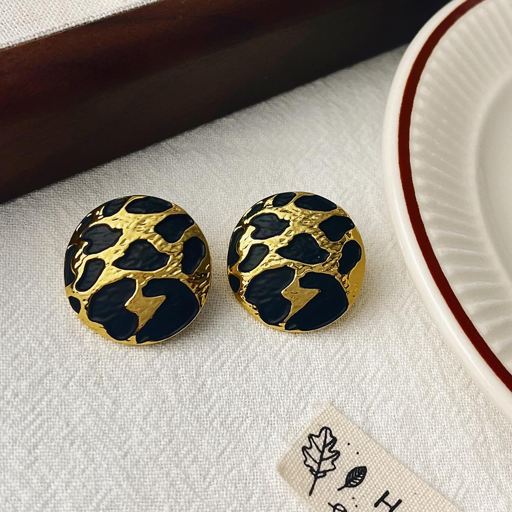 French Leopard Print Enamel Stud Earrings - High-End Autumn/Winter Luxury Design for Women