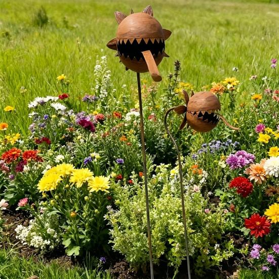 Metal Carnivorous Plant Garden Stake, Large Venus Flytrap Plant Sculpture, Outdoor Decorative Yard Art for Flower Beds, Patios,