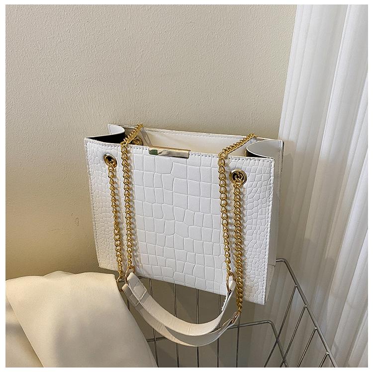 

Сумка женская 2024 новая модная сумка через плечо с крокодиловым узором для работы и поездок на работу простая сумка-мессенджер через плечо с цепочкой белый