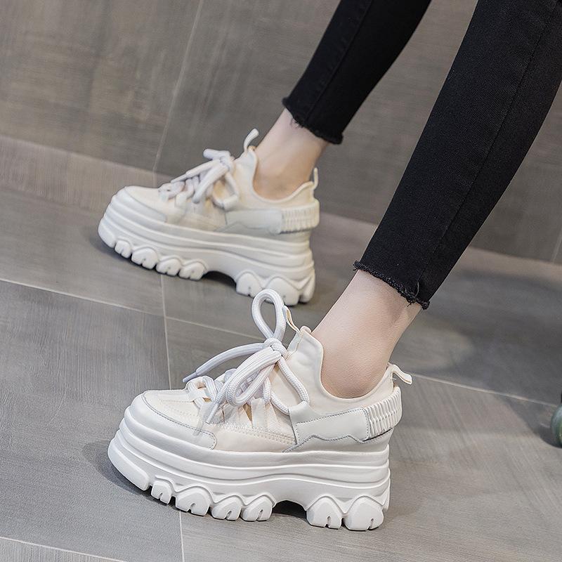 

Live stream explosion 2025 new muffin platform dad shoes women s spring and summer versatile ins tide casual velvet sports shoes 39