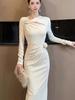 Elegant 3D Floral Slim Fit Skirt for Autumn/Winter 2025