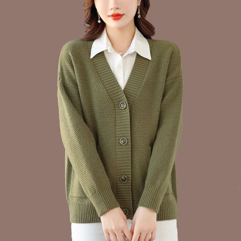 Dámská jarní a podzimní krátká pletená bunda Žena středního a staršího věku Volný zahuštěný pletený svetr s kapucí, halenka