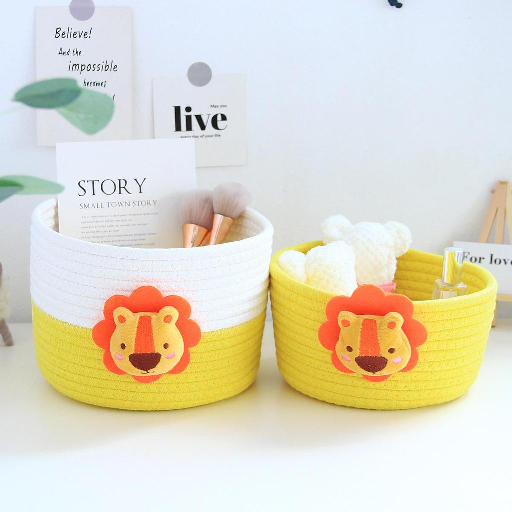 Handmade Woven Storage Basket for Home: Organize Cosmetics, Snacks & Sundries in Entryway & Desktop