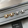 Echtgold plattierte klassische d Schweinenasen-Steckohrringe S925 Sterlingsilber-Nadel Shijia Perlenohrringe Internet-Promi-Accessoires