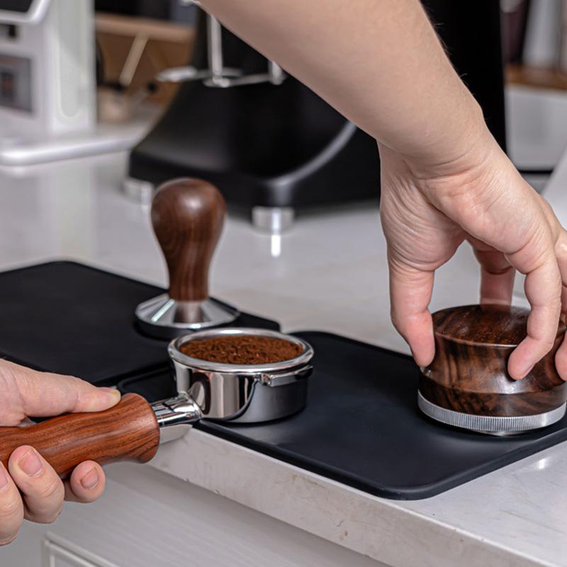 Silicone Coffee Tamper Mat Anti-skid Black Coffee Press Powder Pad Thicken Corner Edge Espresso Coffee Tampers Mat for Home Cafe