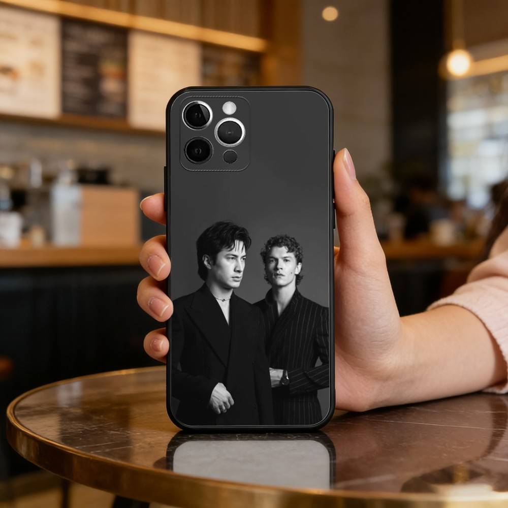 

Hudson Williams Shane Hollander Мягкий силиконовый черный чехол, Чехол для телефона для iPhone 17,16,15,14,13,12,11 Plus,Pro Max,XS iPhone14Pro