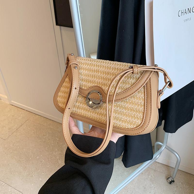 

Summer straw woven bag women s new versatile messenger bag shoulder underarm bag exquisite small square bag