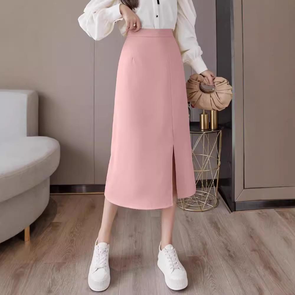 High-Waisted Slimming Midi Skirt for Women, 2024 Spring Collection, Plus Size Hip-Hugging Design, Curvy Fit