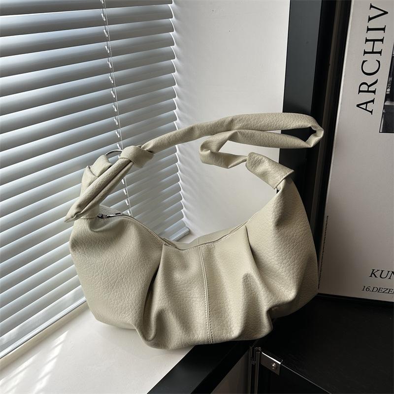 Shoulder bag Textured soft leather pleated cloud casual shoulder bag Large capacity simple versatile commuter bag