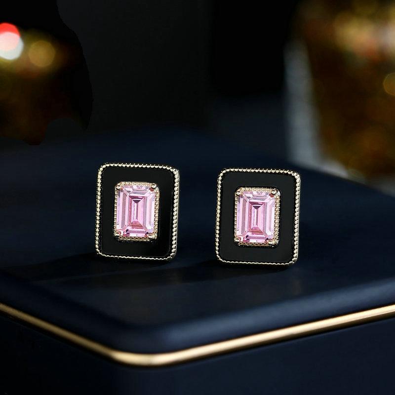 

Серьги-игл S925 Silver French Niche Versatile Temperament, модные ретро-геометрические простые квадратные серьги в гонконгском стиле