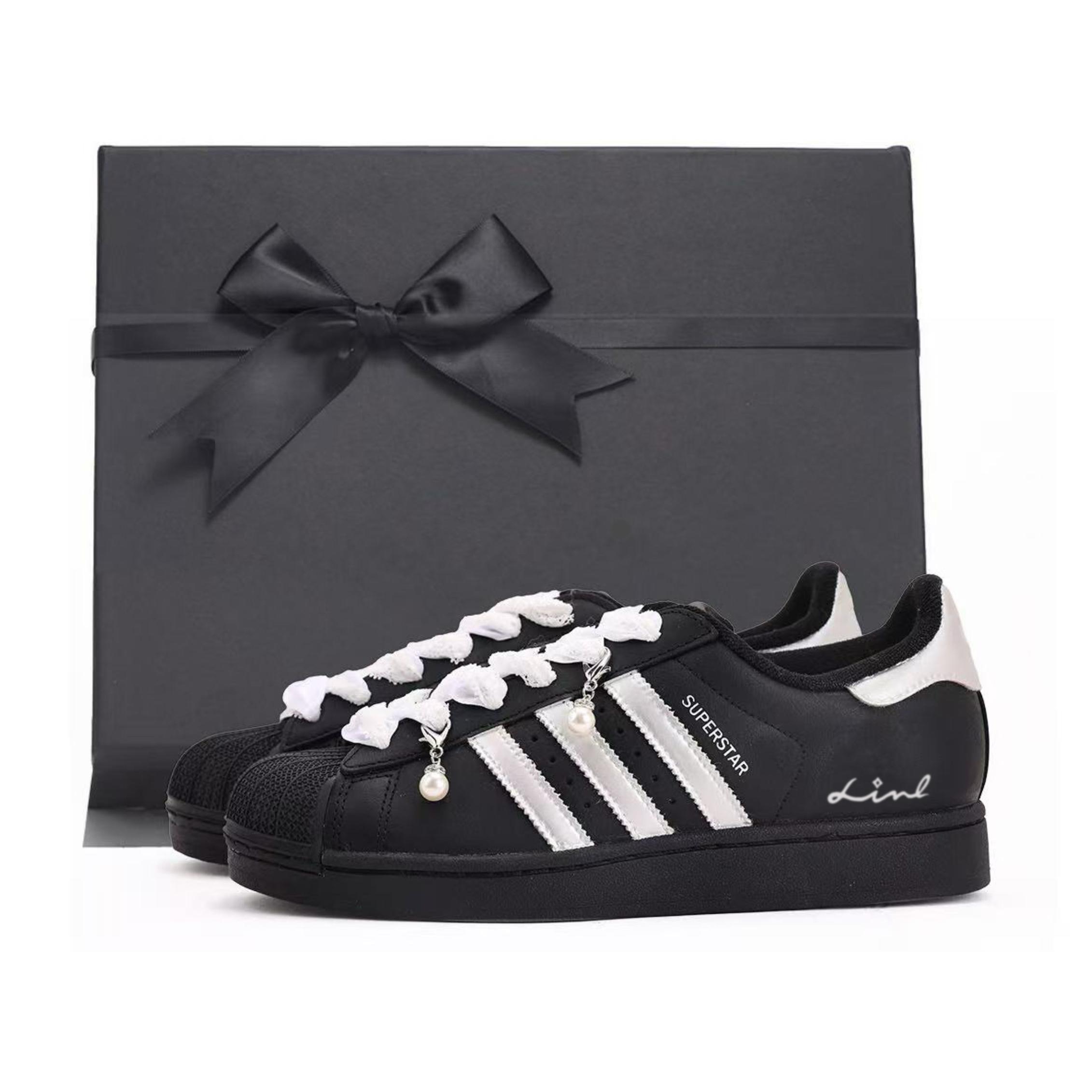 

Adidas Originals SUPERSTAR Coverage Low top Skateboard Shoes Unisex Black Silver EG4959(Team59-SBOX) 44