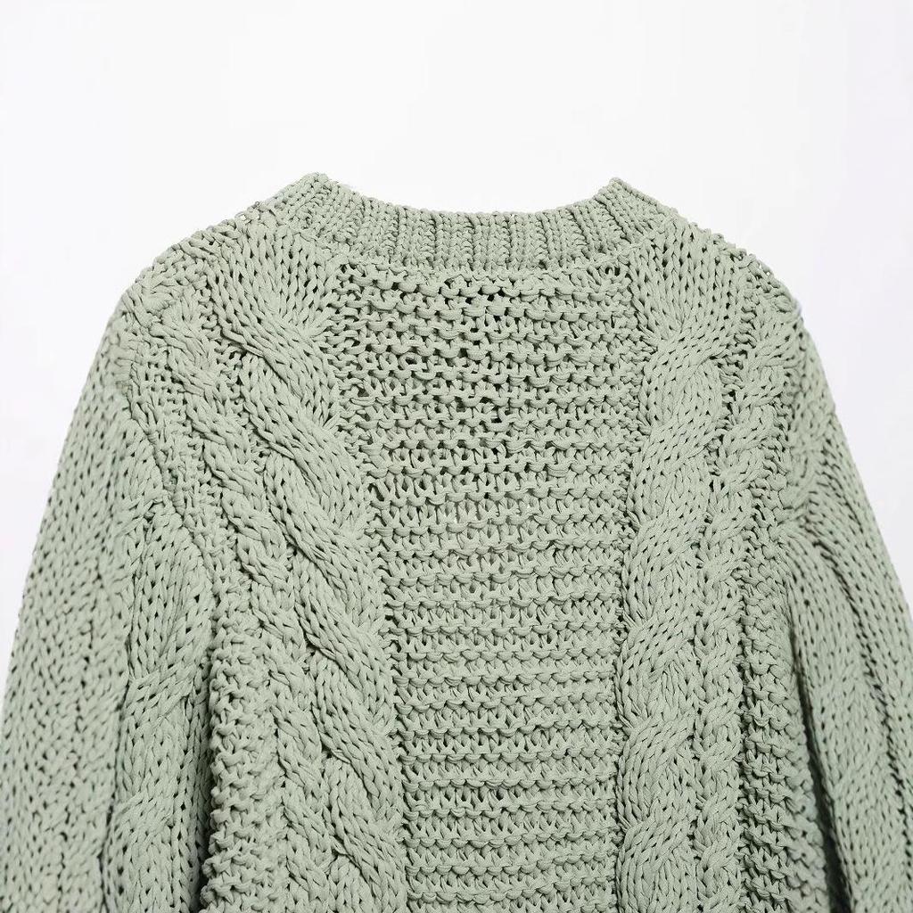 European & American Style Floral Button Women's Knit Cardigan - Soft & Cozy, Short Design for Early Spring 2025.