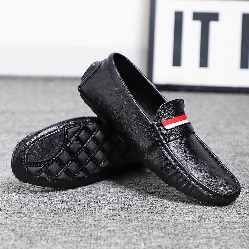 Fashion Comfortable Slip on Loafers Moccasins Handmade Casual Leather Male Shoes Simple Walking Flat Light Soft-Soled Mens Driving Shoes