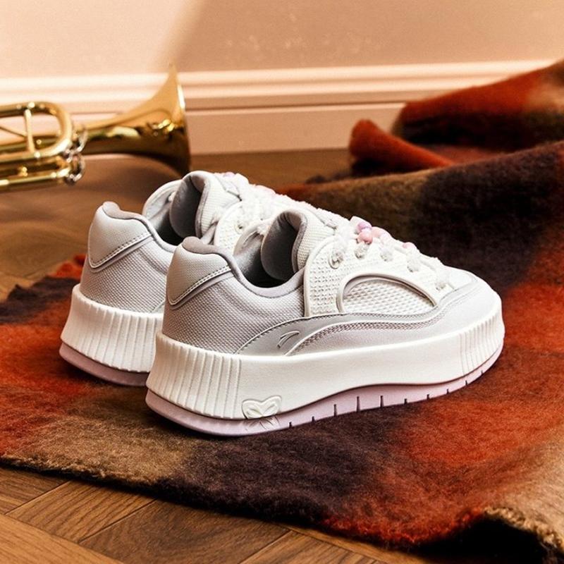 Anta Mousse Thick Sole Versatile Wear Resistant Breathable Low Top Skate Shoes Women Sneaker White Pink 122548035-1