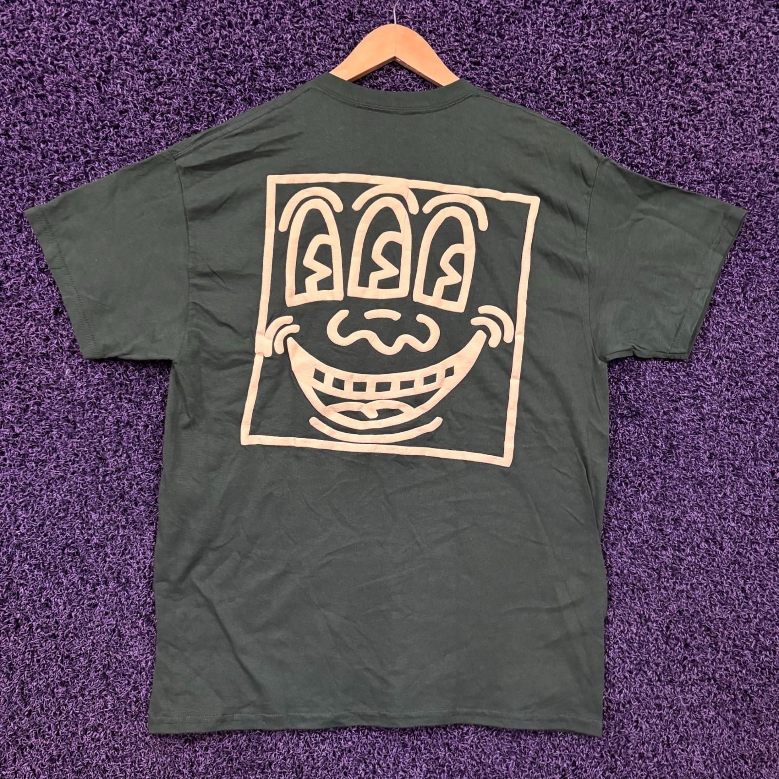 Футболка Keith Haring с трехглазым улыбающимся лицом, awareness СПИДа, размер L S