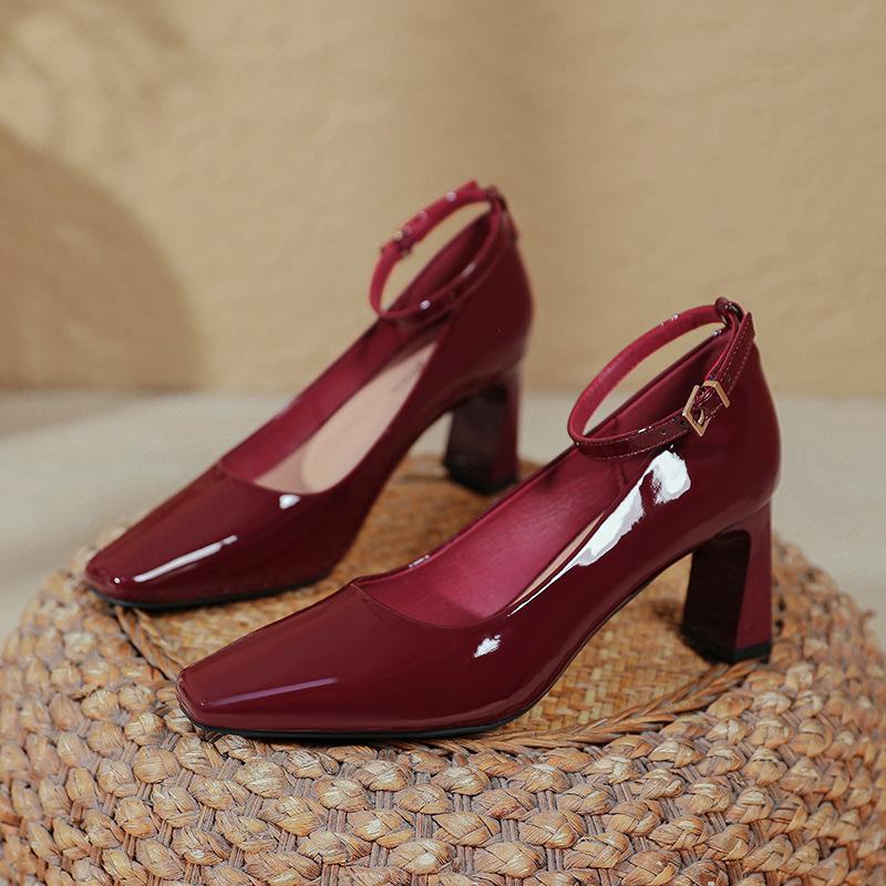Red One-word Buckle High Heels Thick Heel Sexy New Black Temperament Shoes Square Head High Heel Single Shoes