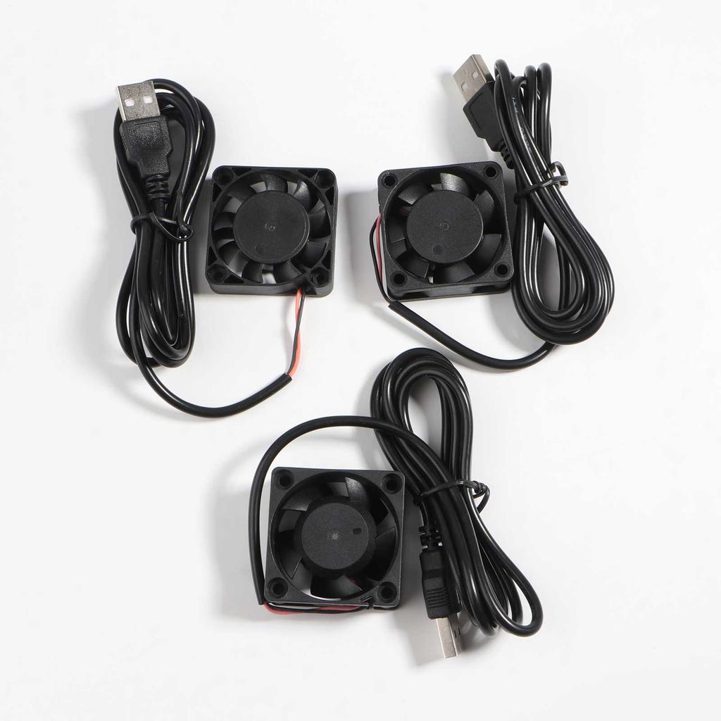 Ventilateurs USB Radiateur de refroidissement CPU 5V 2 broches Ventilateurs USB pour boîtier d'ordinateur-Radiateur serveur 40x40mm Silencieux 4500-5500RPM