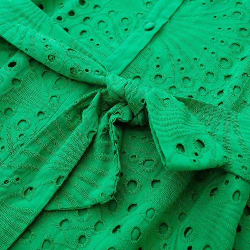 Damen Vintage Dreiviertel-Ärmel vorne Knöpfe Gürtel grün Stickerei Minikleid