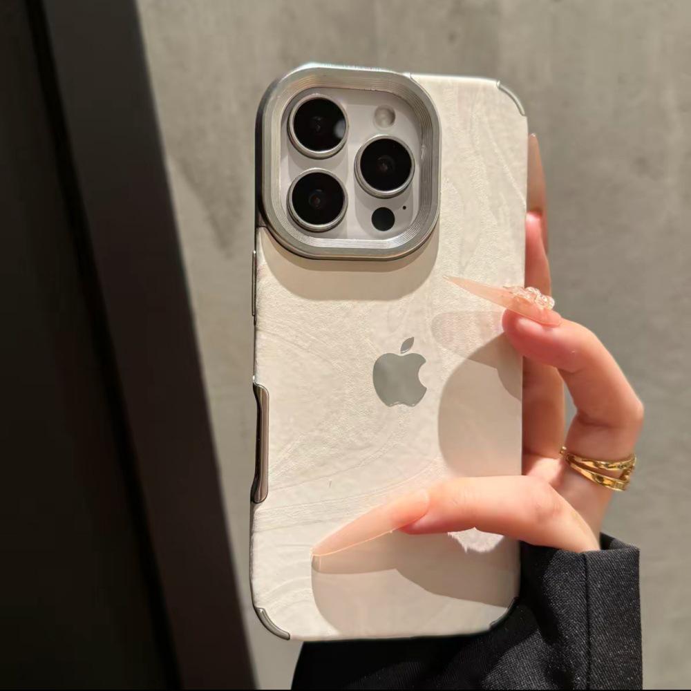 

Ripple Pattern Electroplated Protective Case for iPhone 17/16/15 Pro Max - Skin-Feel Flannelette 16 Plus