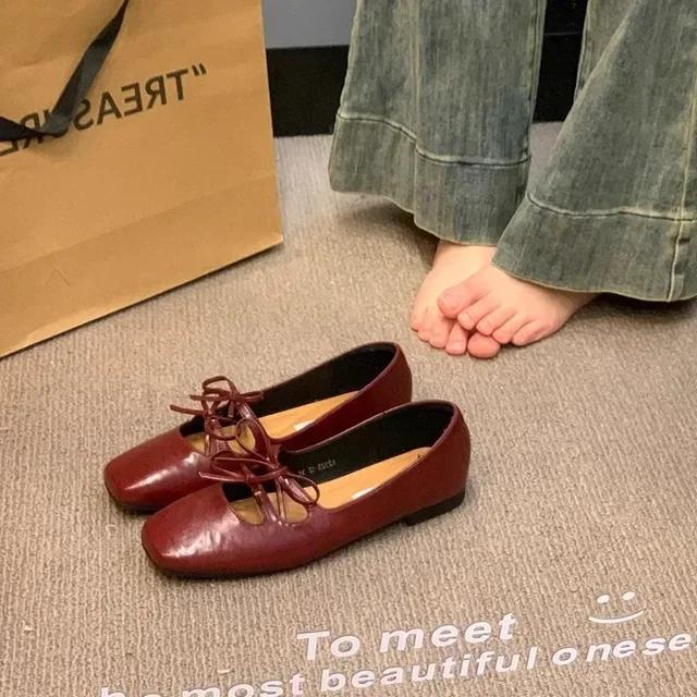 

Милые туфли Мэри Джейн с двойным бантом, женские дизайнерские туфли-лодочки с новым квадратным носком, женские туфли на плоской подошве красного цвета, zapatos 35 красный