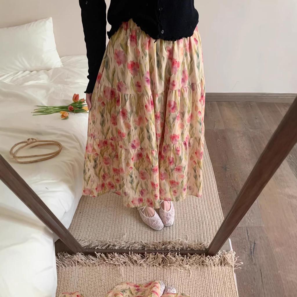 Qooth Sweet Pleated Floral Maxi Skirt with Pockets Full Flared Hem QT2905